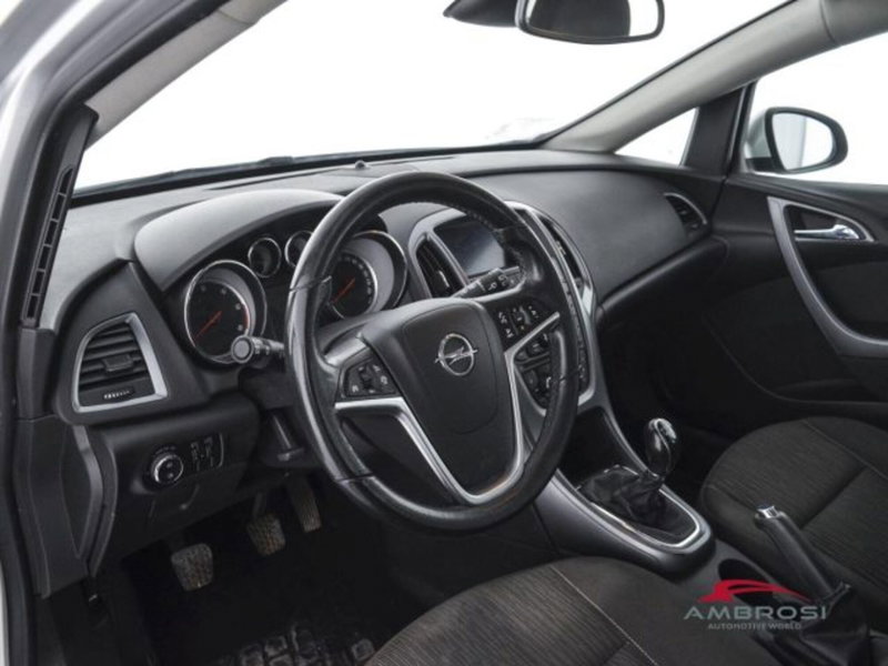 Opel Astra usata a Perugia (8)
