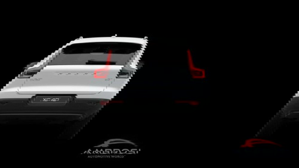 Volvo XC40 nuova a Perugia (4)