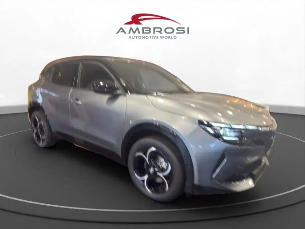 Alfa Romeo Junior nuova a Perugia (8)