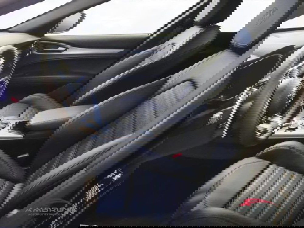 Alfa Romeo Junior nuova a Perugia (10)