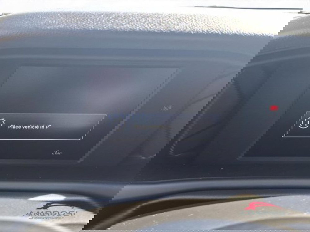 Jeep Avenger nuova a Perugia (13)