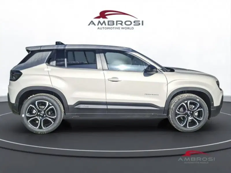 Jeep Avenger nuova a Perugia (5)