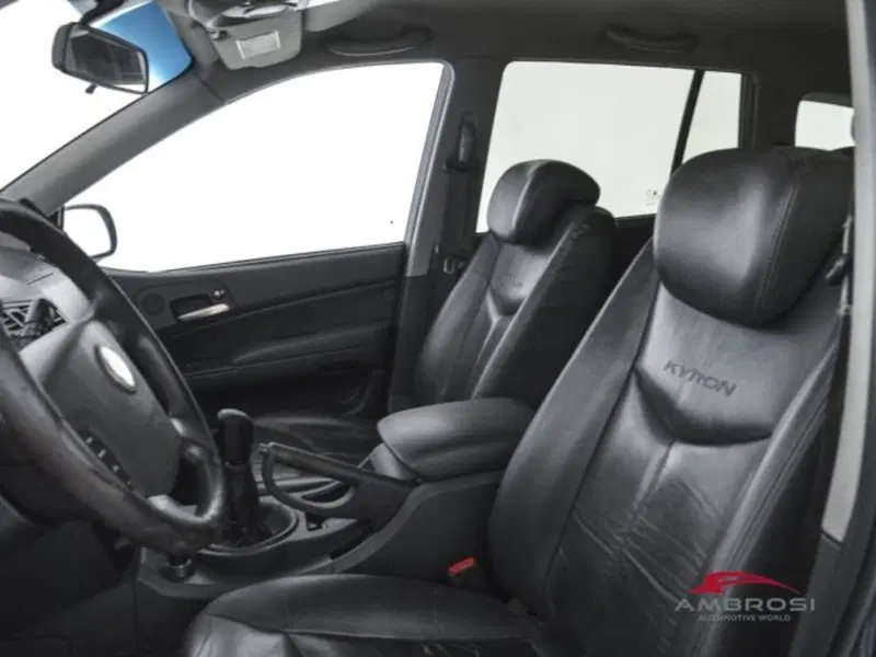 Ssangyong Kyron usata a Perugia (9)