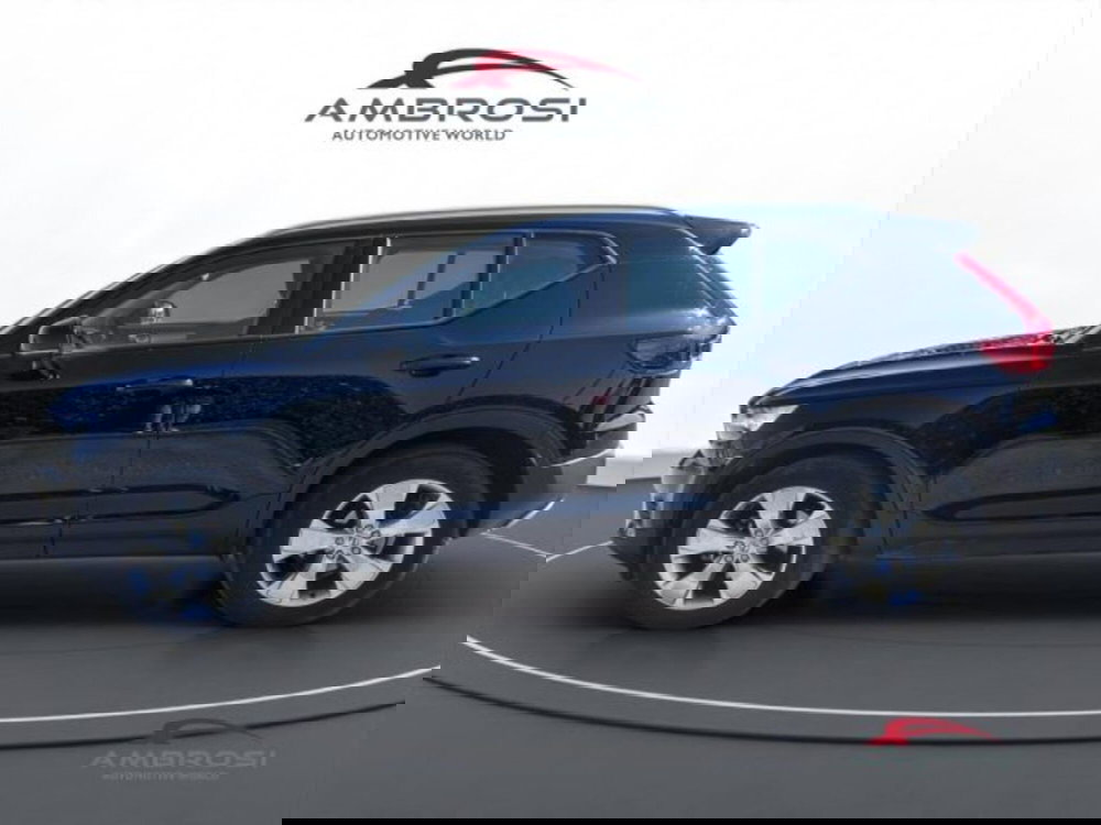 Volvo XC40 usata a Perugia (6)