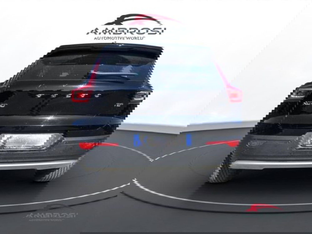 Volvo XC40 usata a Perugia (8)