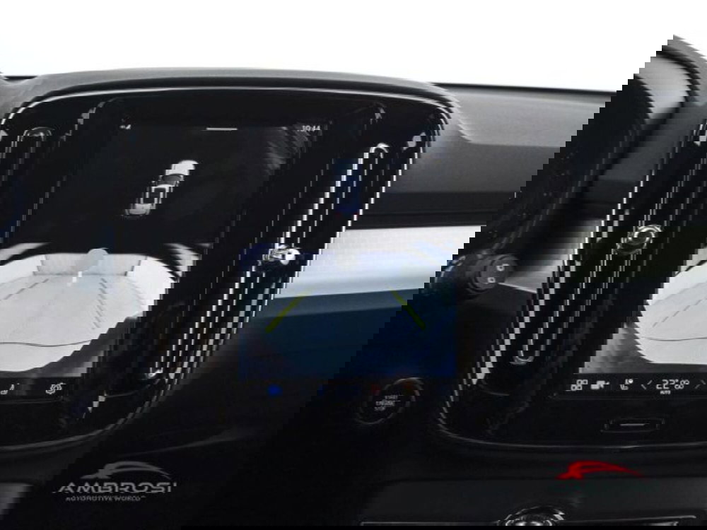 Volvo XC40 nuova a Perugia (15)