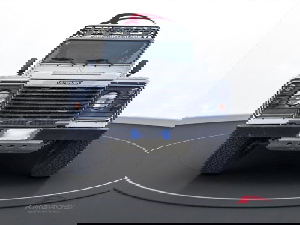 Land Rover Defender usata a Perugia (7)