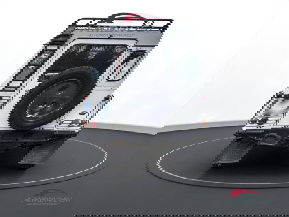 Land Rover Defender usata a Perugia (8)