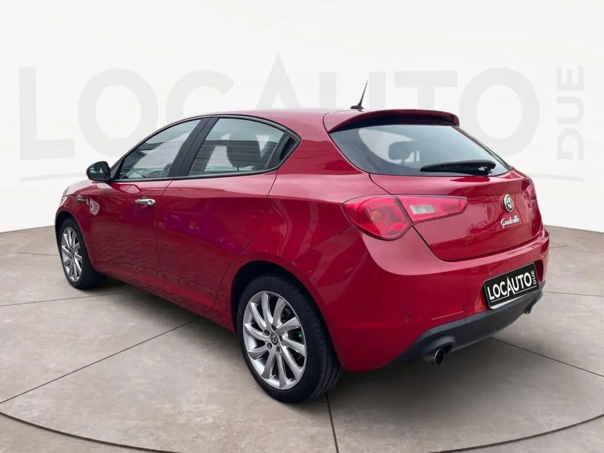 Alfa Romeo Giulietta usata a Torino (4)