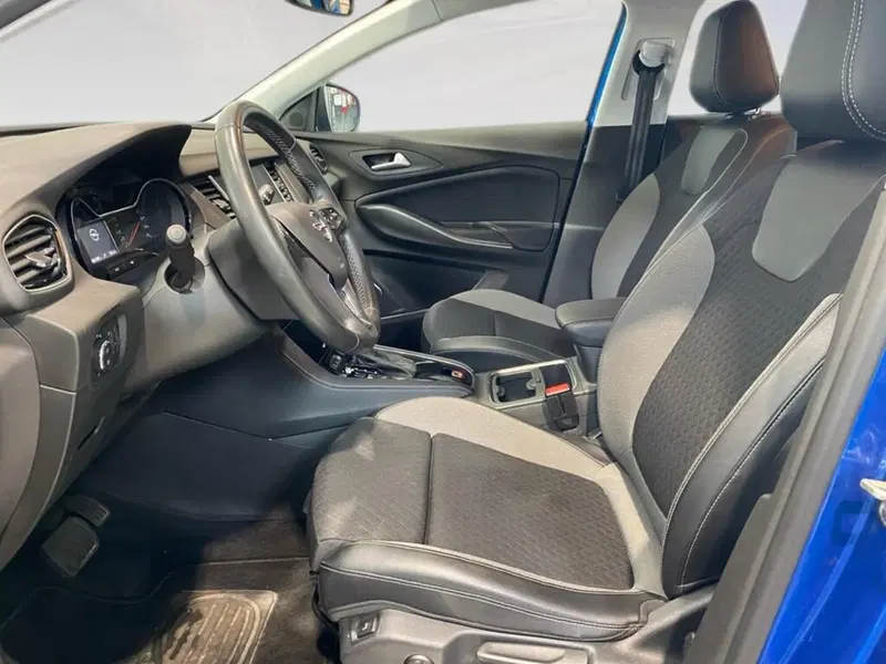 Opel Grandland X usata a Torino (7)