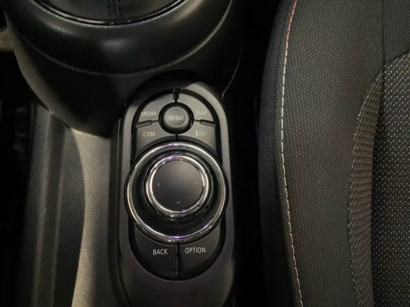 MINI Mini Countryman usata a Torino (13)