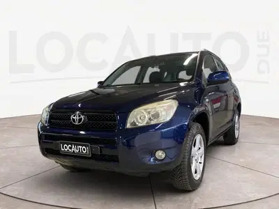 Toyota Rav4 2.2 D-4D 136 CV DPF Sol del 2006 usata a Torino