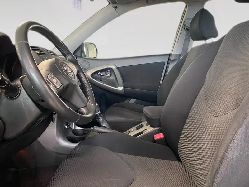 Toyota Rav4 usata a Torino (6)