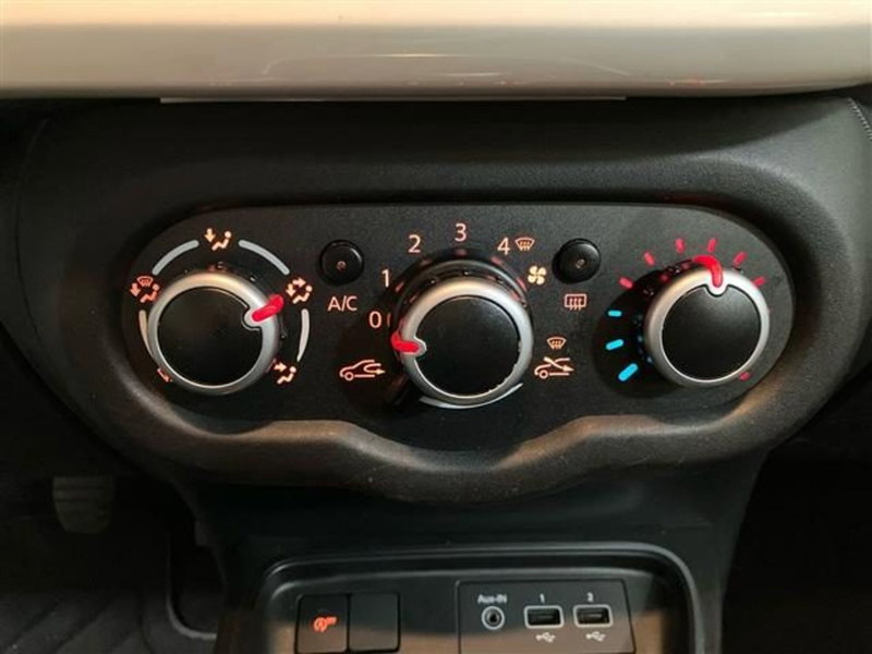Renault Twingo usata a Como (16)
