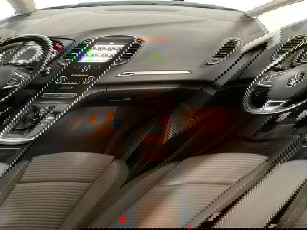 Renault Scenic E-Tech Electric usata a Como (9)