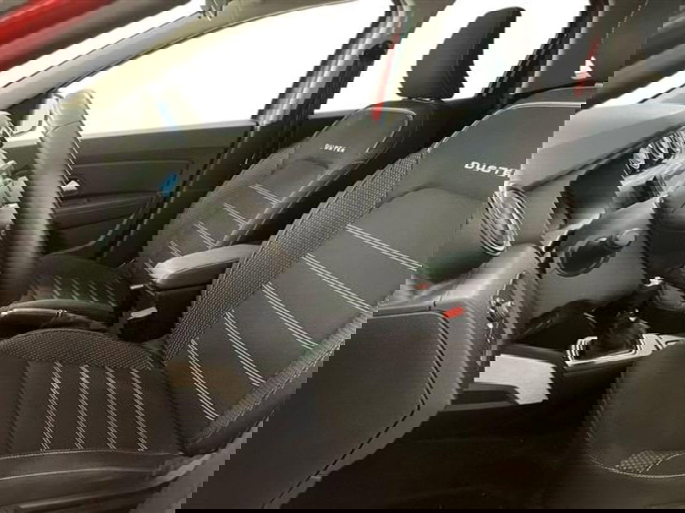 Dacia Duster usata a Como (11)