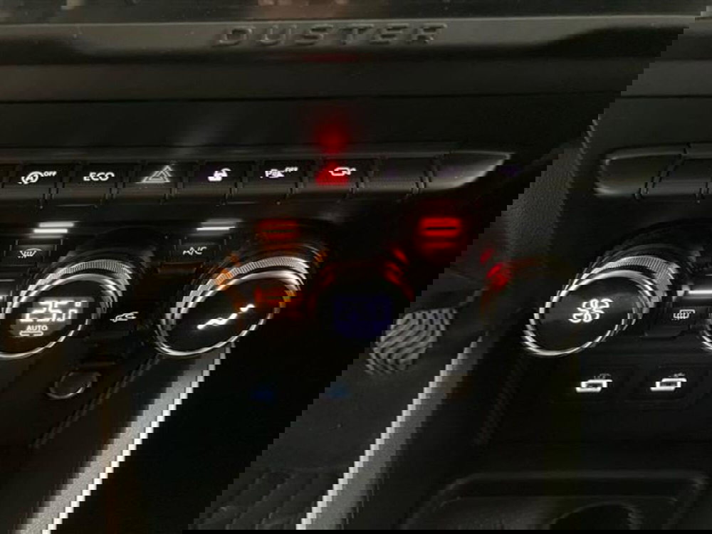 Dacia Duster usata a Como (19)