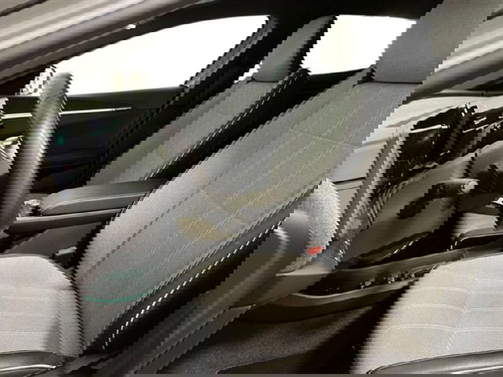 Renault Megane E-Tech Electric usata a Como (11)