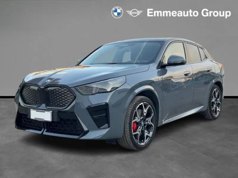 BMW iX2 usata a Lecce