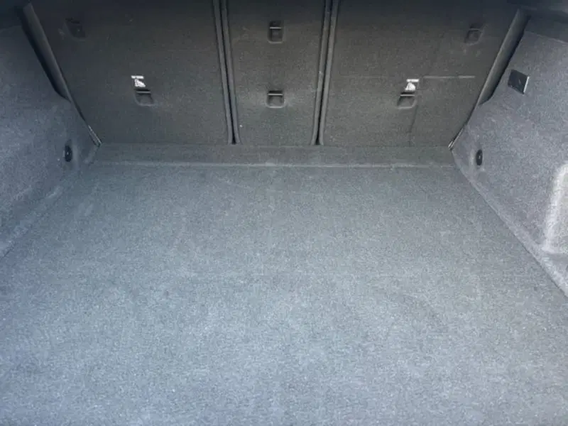 BMW iX2 usata a Lecce (16)