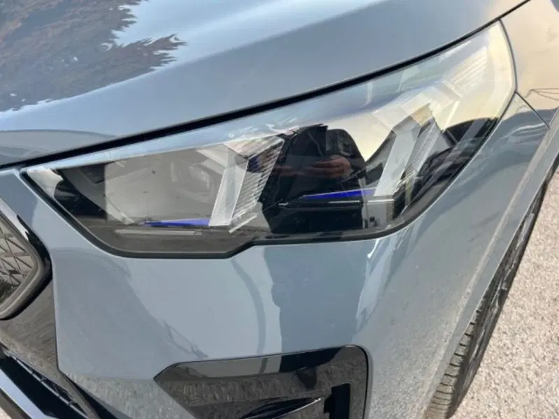 BMW iX2 usata a Lecce (8)