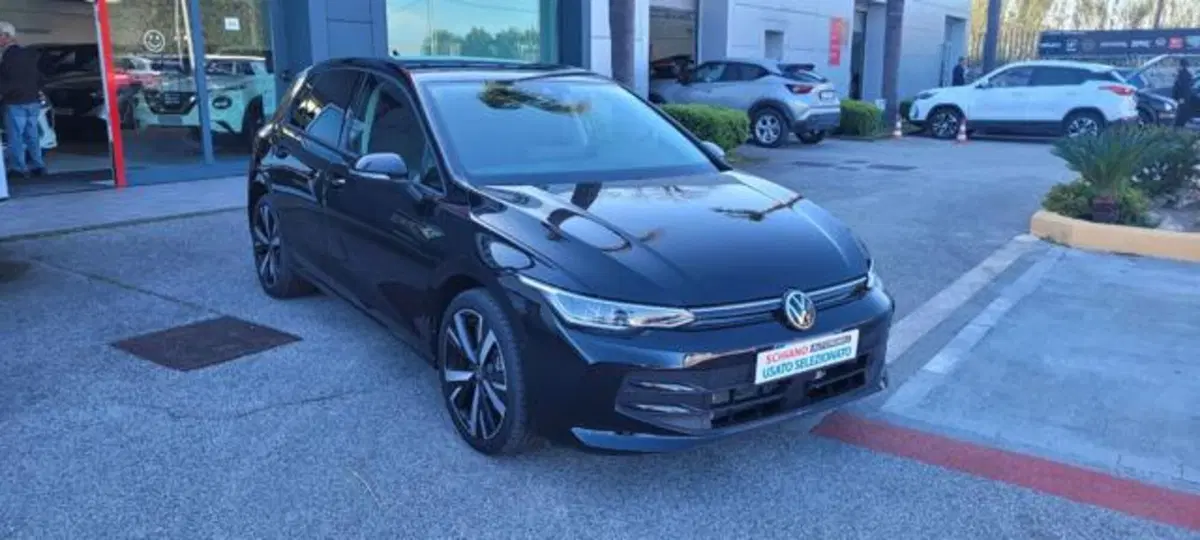 Volkswagen Golf usata a Napoli