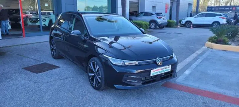 Volkswagen Golf usata a Napoli