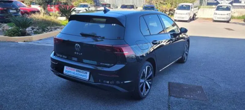 Volkswagen Golf usata a Napoli (4)