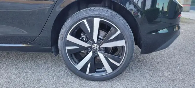 Volkswagen Golf usata a Napoli (5)