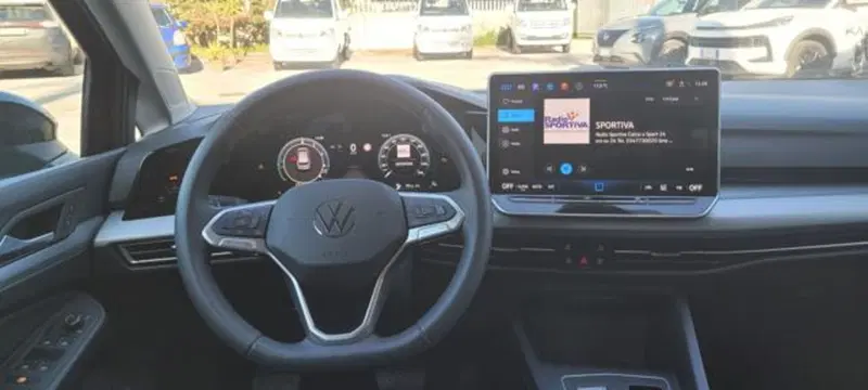 Volkswagen Golf usata a Napoli (8)