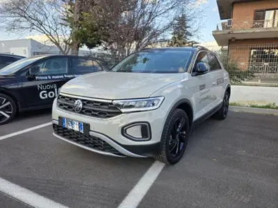 Volkswagen T-Roc 2.0 TDI SCR 150 CV DSG Sport BlueMotion Technology nuova a Monte di Procida
