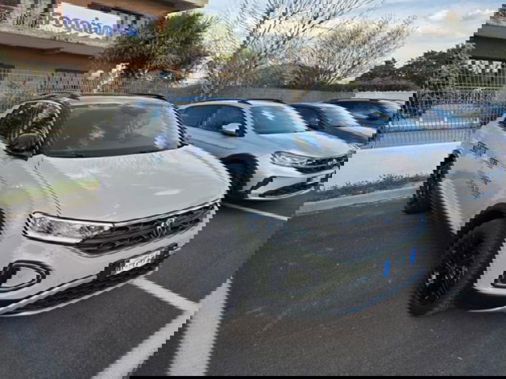 Volkswagen T-Roc nuova a Napoli (2)