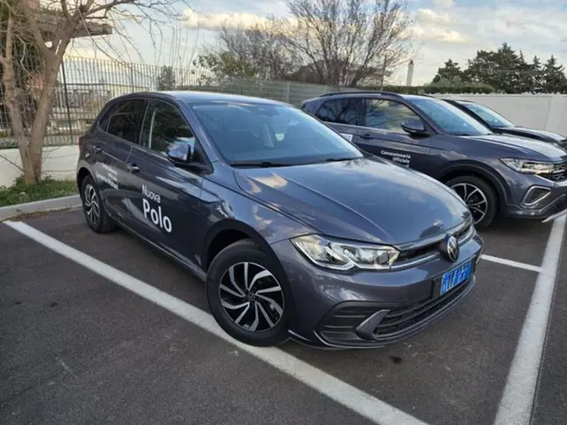 Volkswagen Polo nuova a Napoli (2)