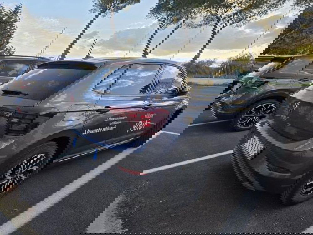Volkswagen Polo nuova a Napoli (4)