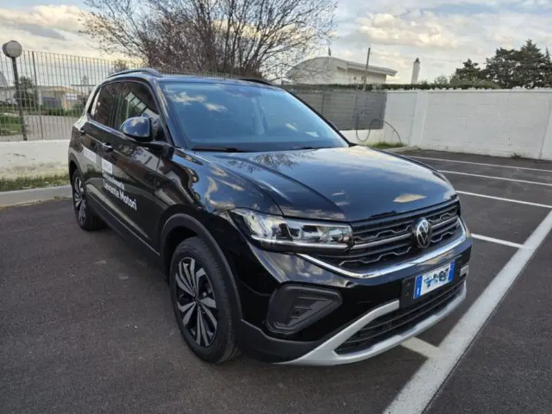 Volkswagen T-Cross nuova a Napoli