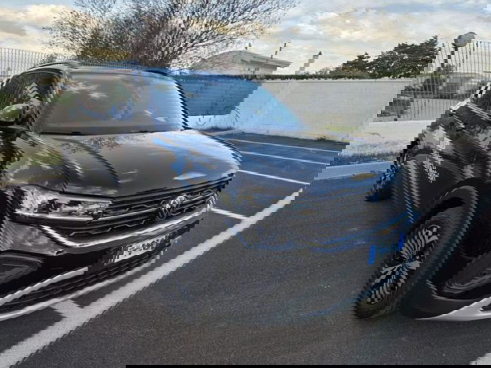 Volkswagen T-Cross nuova a Napoli