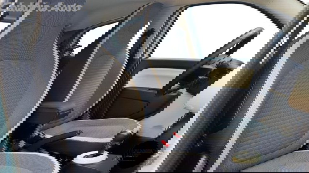 Renault Twingo usata a Reggio Calabria (11)