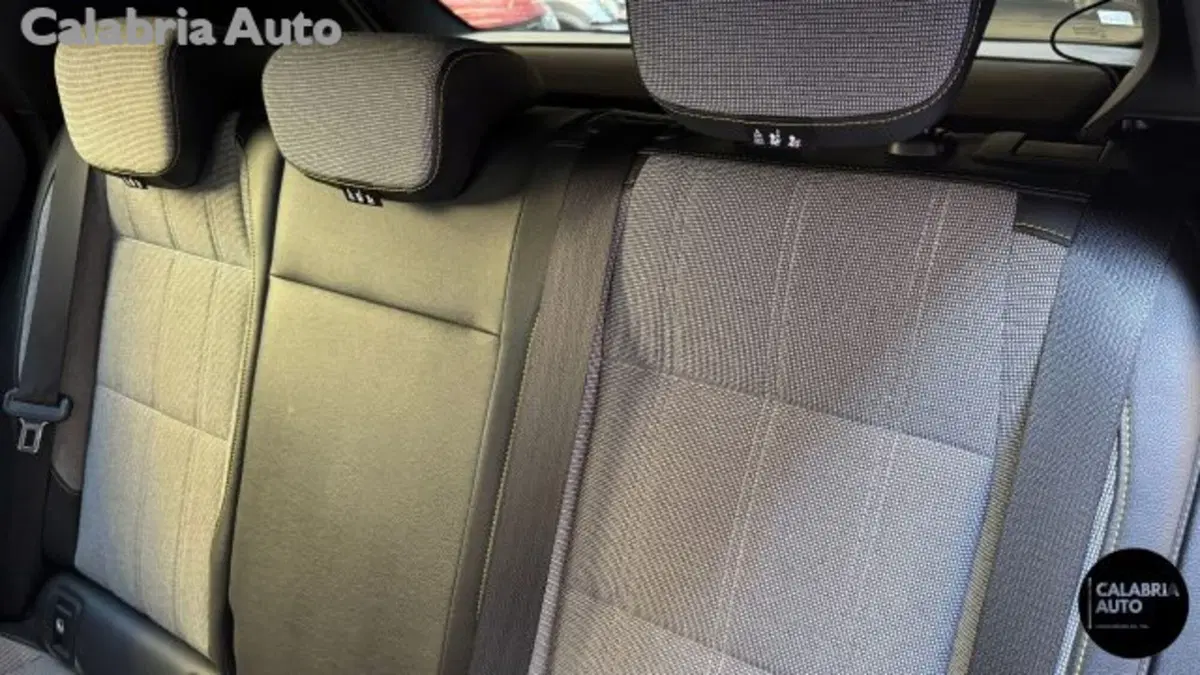 Renault Megane E-Tech Electric usata a Reggio Calabria (16)