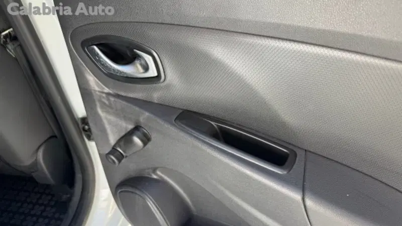 Renault Clio usata a Reggio Calabria (20)