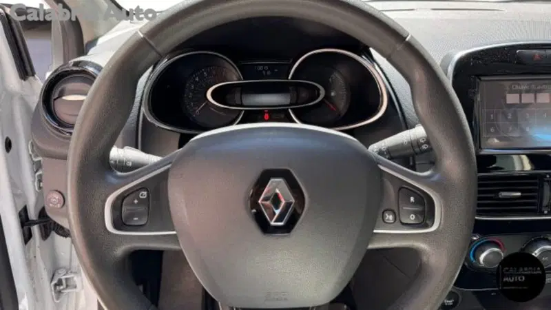 Renault Clio usata a Reggio Calabria (6)