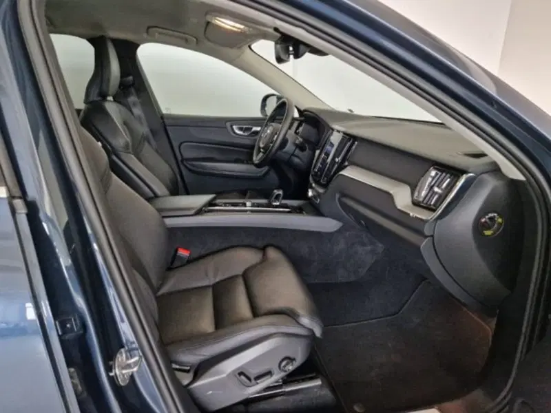 Volvo XC60 usata a Modena (4)