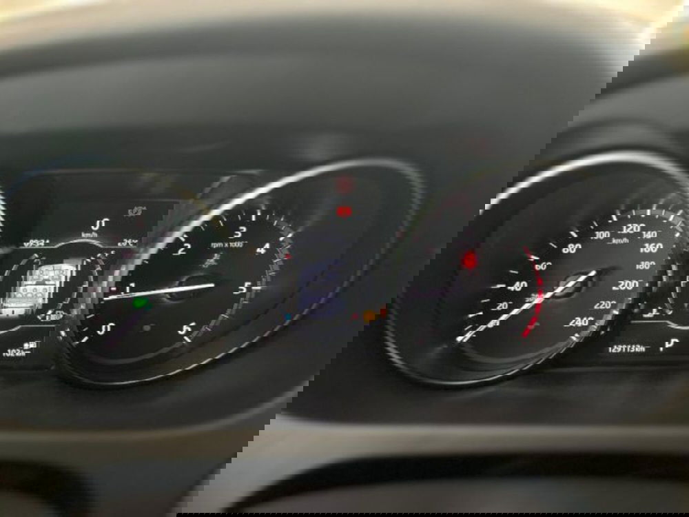 Land Rover Discovery Sport usata a Modena (12)