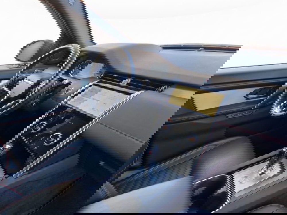 Land Rover Discovery Sport usata a Modena (13)