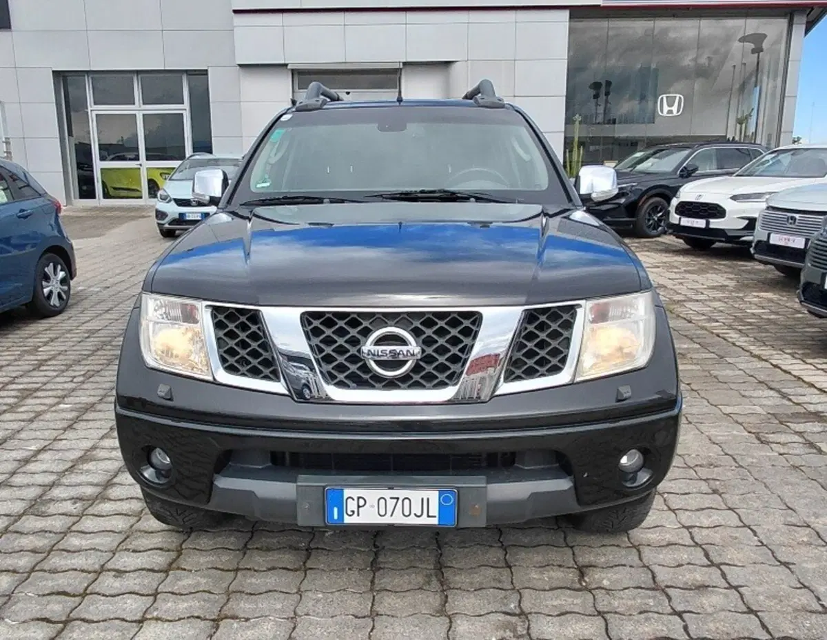 Nissan Navara usata a Cosenza (2)