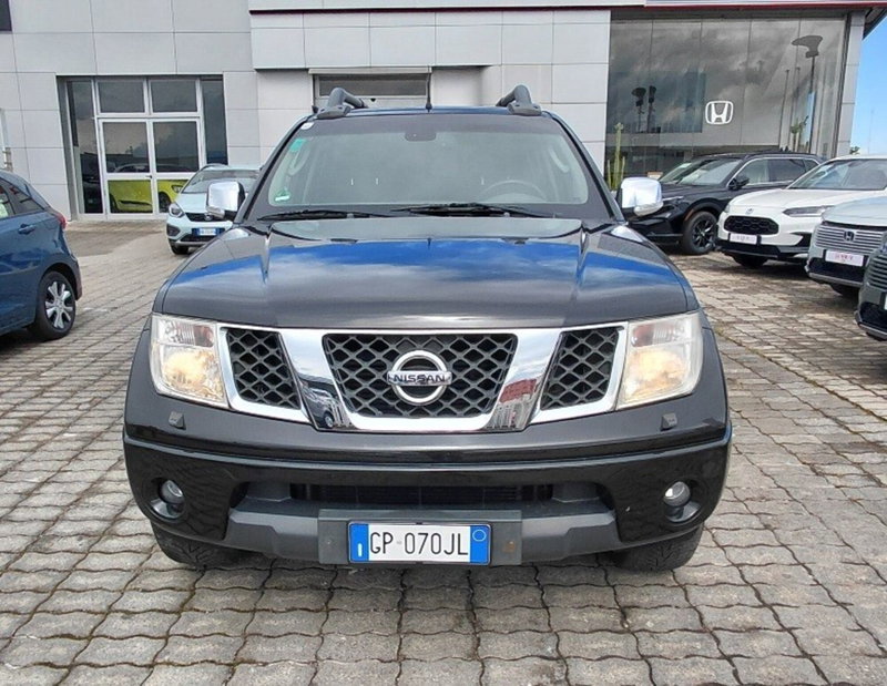 Nissan Navara usata a Cosenza (2)