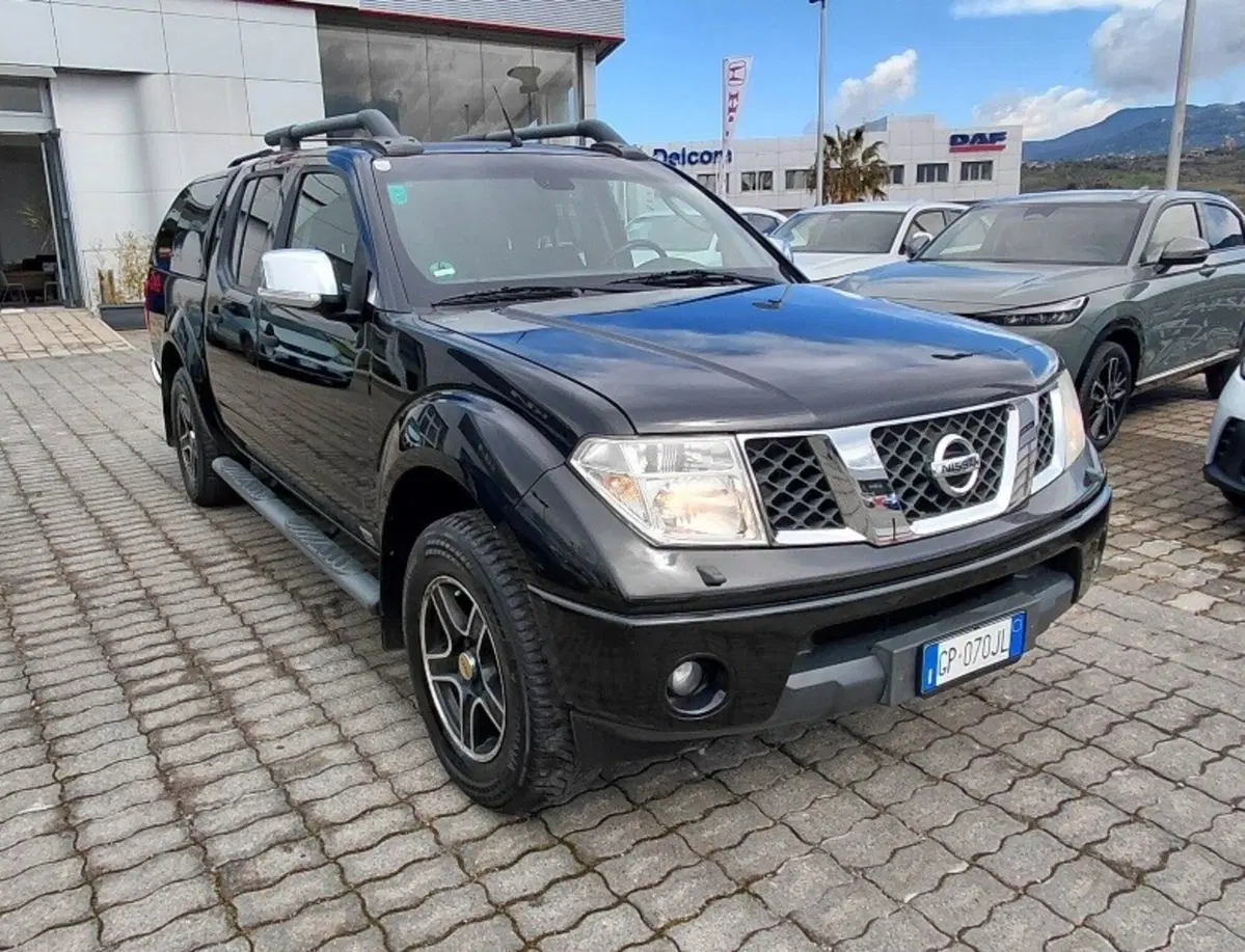 Nissan Navara usata a Cosenza (3)
