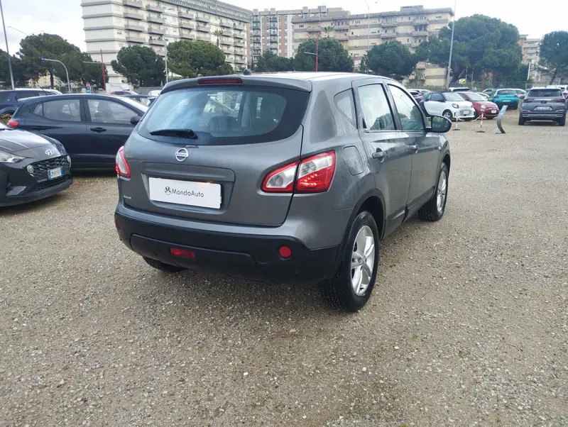 Nissan Qashqai usata a Palermo (3)