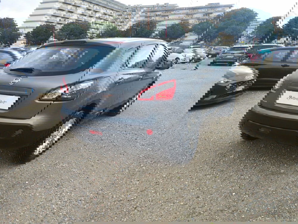 Nissan Qashqai usata a Palermo (3)