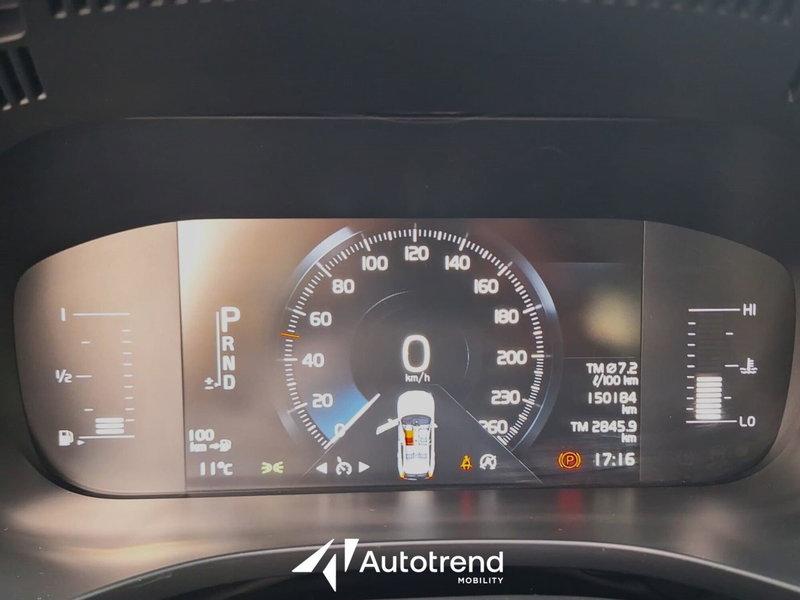 Volvo XC60 usata a Bari (12)
