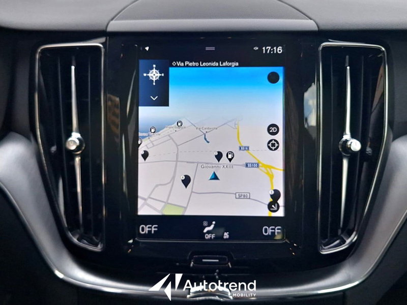 Volvo XC60 usata a Bari (13)